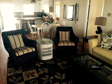 Delightful Oceanfront Rental With Peaceful Views near Wilmington, North Carolina - Holden Beach, North Carolina - glamping.directory