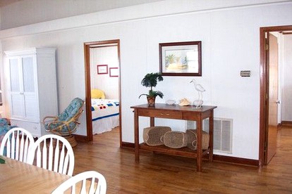 Delightful Oceanfront Rental With Peaceful Views near Wilmington, North Carolina - Holden Beach, North Carolina - glamping.directory