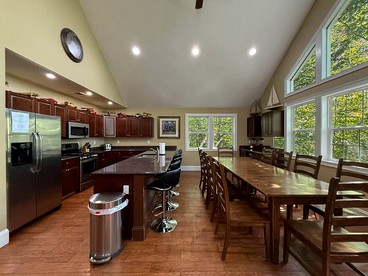 Expansive North Conway Retreat with Hot Tub & Game Room near Downtown, New Hampshire - North Conway, New Hampshire - glamping.directory