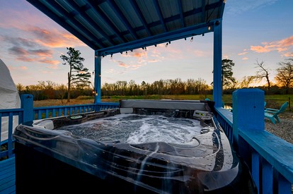 Incredi-Dome - Family Dome Experience - Broken Bow - US, Oklahoma - glamping.directory