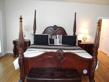 Elegant Lodge Rental with Lovely Countryside Views near Charlottesville, Virginia - Keswick, Virginia - glamping.directory