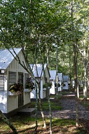 Lovely Luxury Camping Cottages Perfect for Events in Blairsville, Georgia - Blairsville, Georgia - glamping.directory