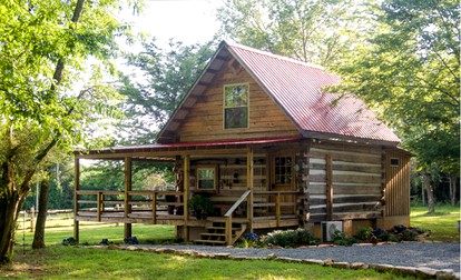 Rustic Log Cabin near South Boston, Virginia - Halifax, Virginia - glamping.directory
