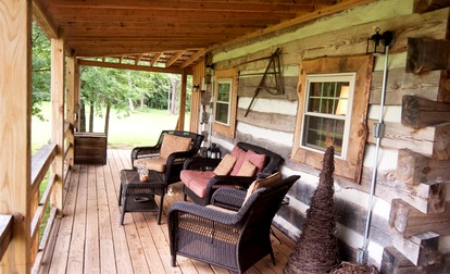 Rustic Log Cabin near South Boston, Virginia - Halifax, Virginia - glamping.directory