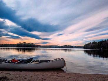 Cozy Modern Fishing Cabin with Incredible Views for an Amazing Getaway by Flanders Pond in Maine - Sullivan, Maine - glamping.directory