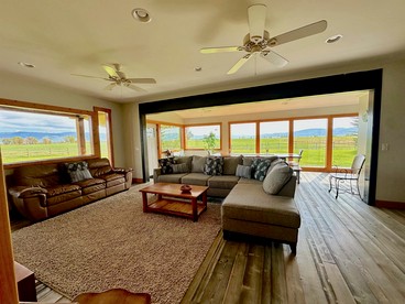Spacious Farmhouse Estate with Mountain Views & Dual Kitchens near Skiing and Trails in Tetonia, Idaho - Tetonia, Idaho - glamping.directory