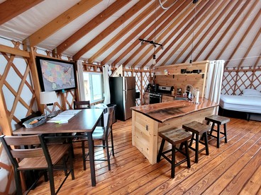 Luxurious Modern Yurt with Stargazing Dome near Pere Marquette River – Baldwin, Michigan - Baldwin, Michigan - glamping.directory