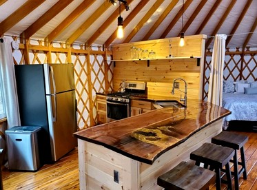 Luxurious Modern Yurt with Stargazing Dome near Pere Marquette River – Baldwin, Michigan - Baldwin, Michigan - glamping.directory
