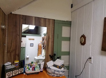 Historic Cabin on Incredible Community Grounds for a Relaxing Escape in Lava Hot Springs, Idaho - Lava Hot Springs, Idaho - glamping.directory