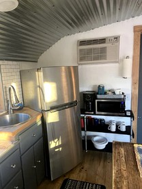 Charming Yucca Valley Cabin Rental for Getaways in California - Yucca Valley, California - glamping.directory