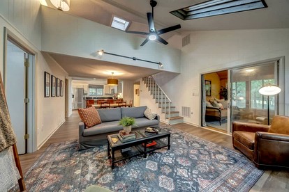 Remote, Pet Friendly Mountain Cabin with Fire Pit and Pool Access, Perfect for a Getaway to Shenandoah National Park - Hedgesville, West Virginia - glamping.directory