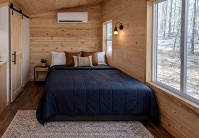Modern Rustic Tiny Home Surrounded by Peaceful Pines in Boles, Arkansas - Boles, Arkansas - glamping.directory
