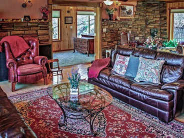 Family-Friendly Getaway with Hot Tub and Games Room in Ripton, Vermont - Ripton, Vermont - glamping.directory