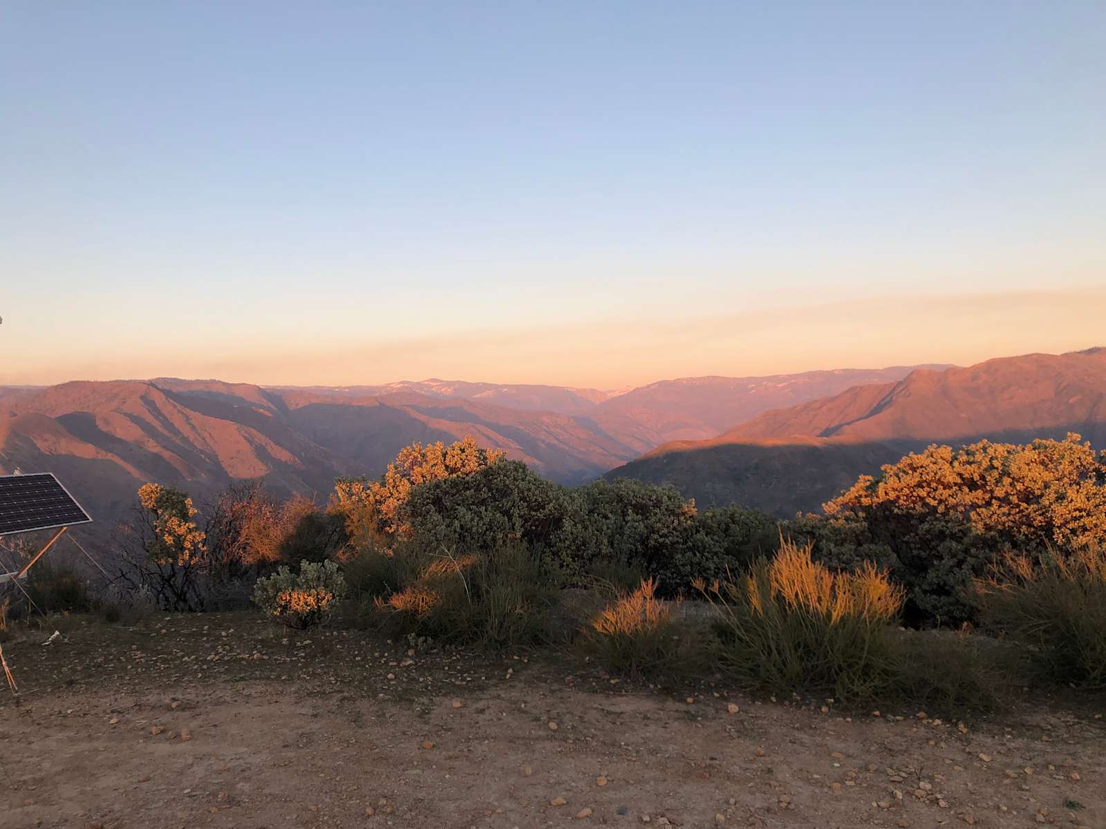 El Captain’s View 4X4 ONLY Yosemite - glamping.directory
