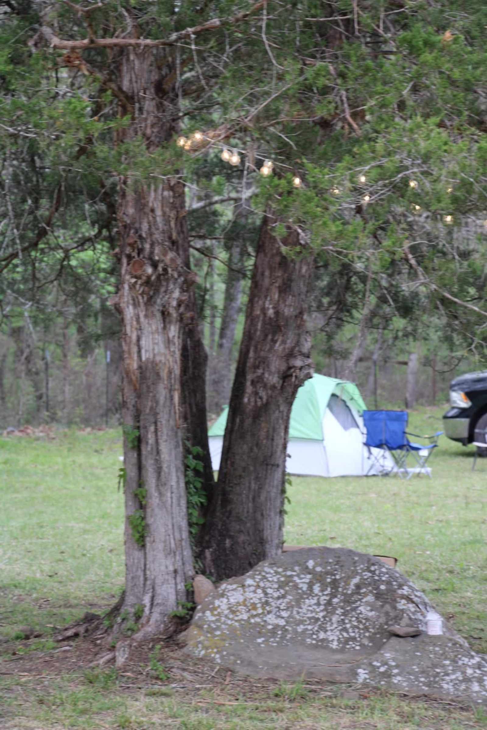 Sounds Of The Meadow - Fox, Arkansas - glamping.directory