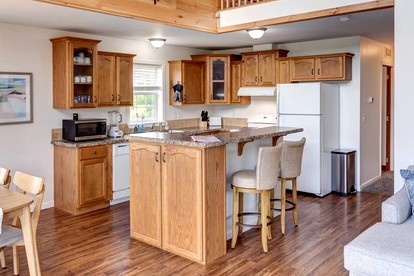 Serene Getaway on Private Land with Panoramic Views in Walton, New York - Walton, New York - glamping.directory