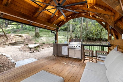 Glamping Getaway in Pisgah Forest in this Lovely Airstream Rental in North Carolina - Pisgah Forest, North Carolina - glamping.directory