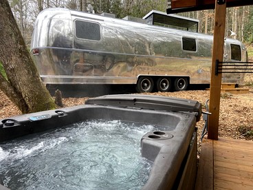 Glamping Getaway in Pisgah Forest in this Lovely Airstream Rental in North Carolina - glamping.directory