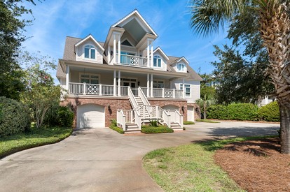 Fabulous Cottage with Stunning Sights in Georgetown, South Carolina - glamping.directory