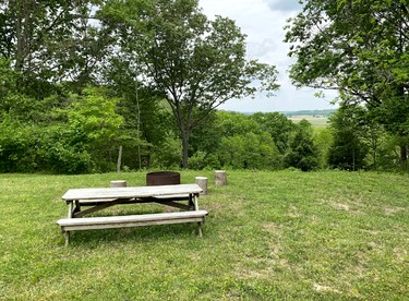 Luxury Caravan Rental Perfect for a Weekend Getaway in Ohio - Laurelville, Ohio - glamping.directory