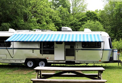 Luxury Caravan Rental Perfect for a Weekend Getaway in Ohio - Laurelville, Ohio - glamping.directory
