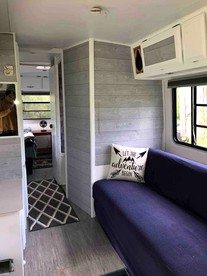 Luxury Caravan Rental Perfect for a Weekend Getaway in Ohio - Laurelville, Ohio - glamping.directory