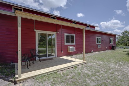 Gorgeous Wooden Cabin with Stunning Sights in Round Top, Texas - glamping.directory
