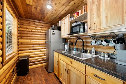 Stunning Riverfront Log Cabin Nestled Amidst Trees in Nashoba, Oklahoma - Nashoba, Oklahoma - glamping.directory