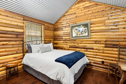 Stunning Riverfront Log Cabin Nestled Amidst Trees in Nashoba, Oklahoma - Nashoba, Oklahoma - glamping.directory
