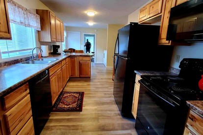 Stunning Cabin with Fire Pit Perfect for Groups in Maine - Greenville, Maine - glamping.directory