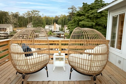Stunning Modern Lakehouse with Private Boat Dock in Norwood, North Carolina - Norwood, North Carolina - glamping.directory