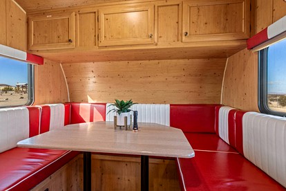 Joshua Tree Desert Getaway in this Lovely Californian Caravan - Joshua Tree, California - glamping.directory