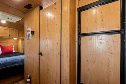 Joshua Tree Desert Getaway in this Lovely Californian Caravan - Joshua Tree, California - glamping.directory