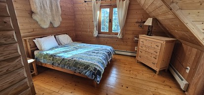 Rustic Luxury Retreat with Panoramic Lake & Mountain Views in Beaver Cove, Maine - Beaver Cove, Maine - glamping.directory