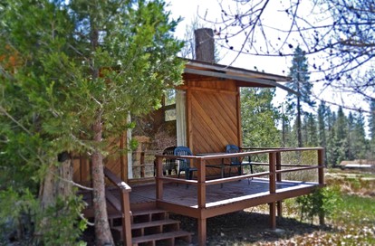 Couples' Cottage Rental in Idyllwild for a Romantic Getaway in California - Idyllwild, California - glamping.directory