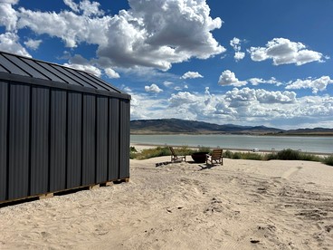 Luxurious Tiny House with King Bed for a Romantic Escape on Yuba Lake in Utah - Levan, Utah - glamping.directory