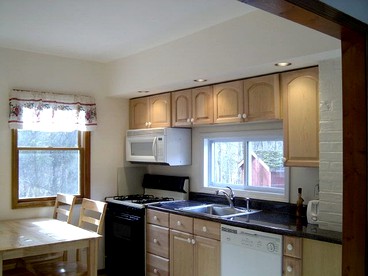 Lovely Cottage Getaway in the Mountains near Phoenicia, New York - Chichester, New York - glamping.directory