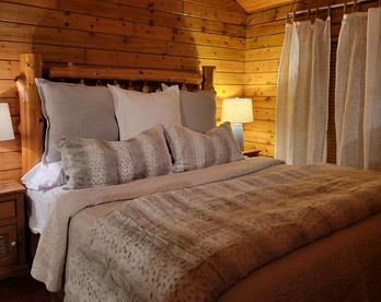 Mountain Top Cabin Incredible for Adventure Lovers in Arkansas - Eureka Springs, Arkansas - glamping.directory