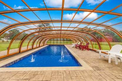 Charming Cottage with Swimming Pool, Sauna, Game Room and Private Cinema in Cosby, Tennessee - Cosby, Tennessee - glamping.directory