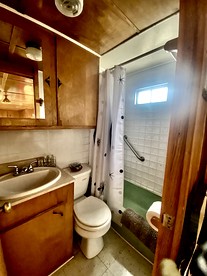 Unique Vintage Airstream Fully Restored in Texas - Comfort, Texas - glamping.directory