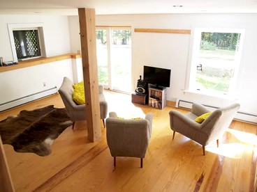 Modern and Family-Friendly Vacation Rental in the Berkshires near Great Barrington - Monterey, Massachusetts - glamping.directory