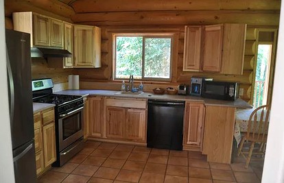 Charming Cabin Rental with Whirlpool Bathtubs near Soldotna, Alaska - Kenai, Alaska - glamping.directory