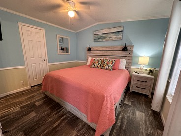 Modern Cottage with Incredible Amenities and Rainbow River Access near Dunnellon, Florida - Dunnellon, Florida - glamping.directory