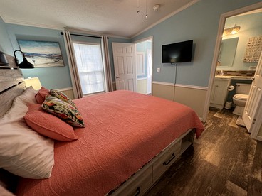 Modern Cottage with Incredible Amenities and Rainbow River Access near Dunnellon, Florida - Dunnellon, Florida - glamping.directory