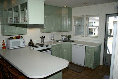 Famly-Friendly Oceanfront Vacation Rental with Private Deck near Wilmington - Holden Beach, North Carolina - glamping.directory