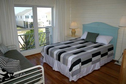 Famly-Friendly Oceanfront Vacation Rental with Private Deck near Wilmington - Holden Beach, North Carolina - glamping.directory