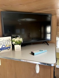 Cozy Camper Amazing to Reconnect with Nature in Gatlinburg, Tennesse - Gatlinburg, Tennessee - glamping.directory