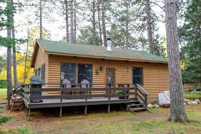 Inviting Lakeview Cabin with Wrap-Around Deck & Rock Fireplace Near Birch Lake, Babbitt, Minnesota - Babbitt, Minnesota - glamping.directory