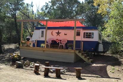 Texas Hill Country Vintage Caravan Glamping - glamping.directory
