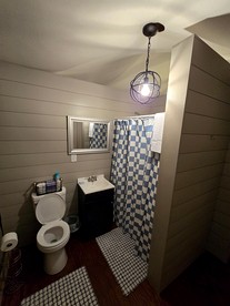 Stay in a Private Ensuite at a Historic Colonial Guest House in Voluntown, Connecticut - Voluntown, Connecticut - glamping.directory